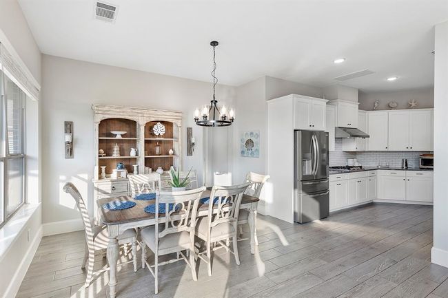 Breakfast area | Image 20