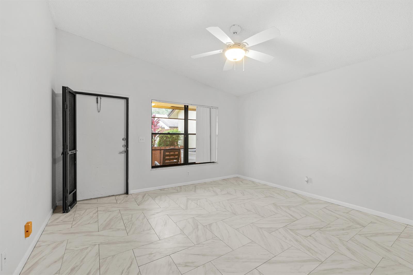 Residential Lease in Hobe Sound 3