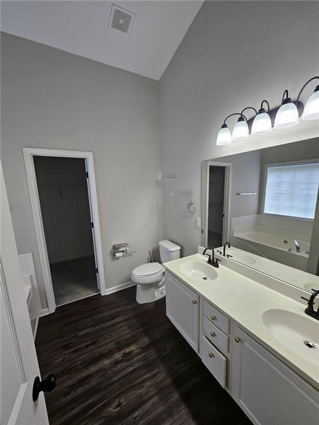 844 Langley View Ct, House other with 3 bedrooms, 5 bathrooms and 2 parking in Loganville GA | Image 13