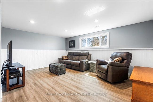4 Verona St, House other with 4 bedrooms, 2 bathrooms and 2 parking in Trenton ON | Image 26