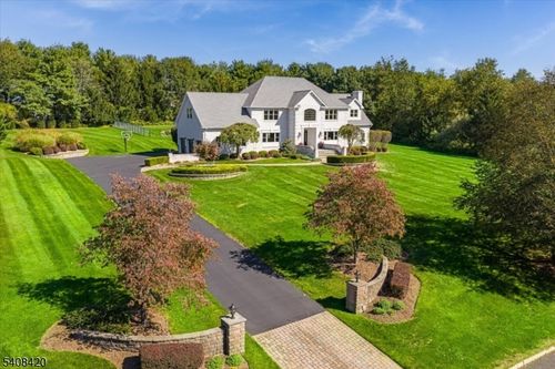 231 Ronan Way, Branchburg, NJ, 08853-4184 | Card Image