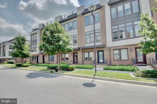 8078 Tribeca St, ROCKVILLE, MD, 20855-2186 | Card Image