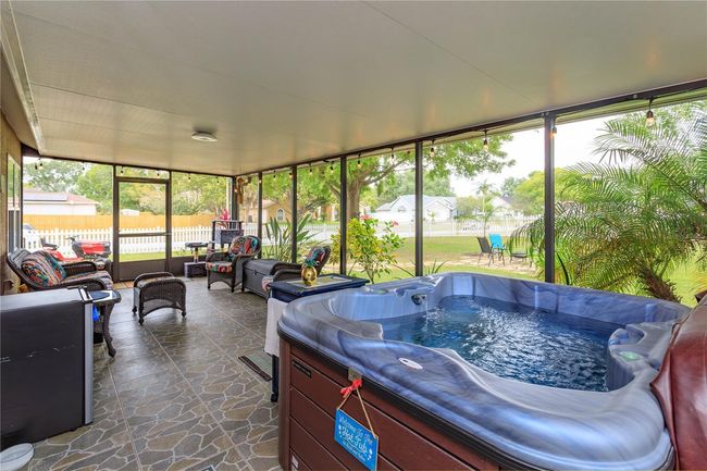 Relax After a Hard Day in the Hot Tub | Image 27