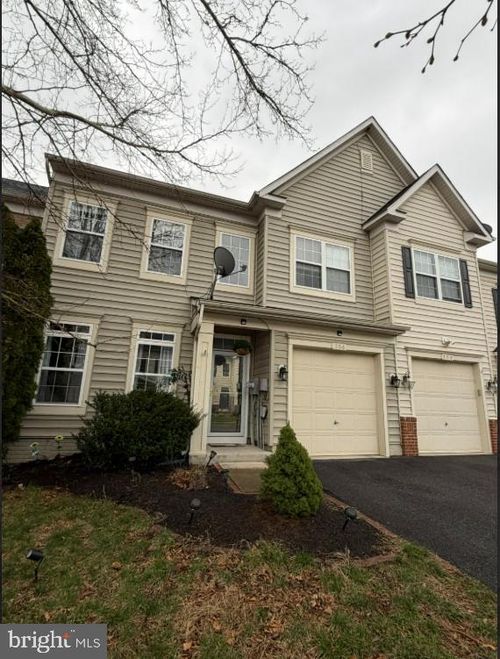 306 Quinton Oaks Cir, STEPHENS CITY, VA, 22655-3715 | Card Image