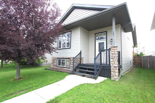 83 Vickers Close, Red Deer, AB, T4R0E7 | Card Image