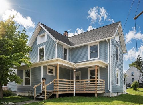 705 9th St Sw, Massillon, OH, 44647-7762 | Card Image