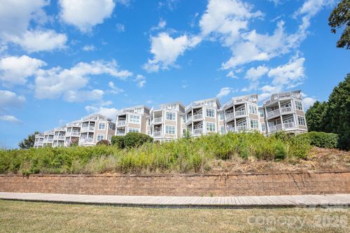 unit-109-637 Williamson Rd, Mooresville, NC, 28117-8105 | Card Image