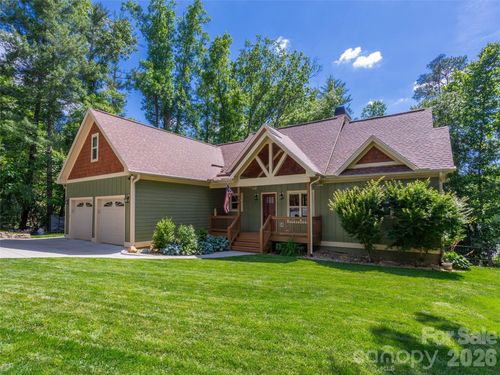 86 Crossings Cir, Fairview, NC, 28730-5511 | Card Image