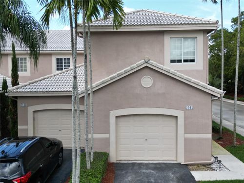 2045-2045 Pompeii Ct, Weston, FL, 33327-1912 | Card Image