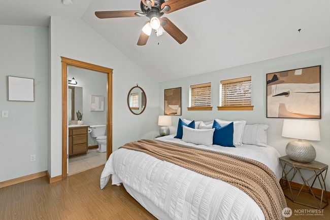 Another view. This has a big closet too. | Image 15