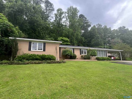 516 Country Club Dr, Gadsden, AL, 35901-5804 | Card Image