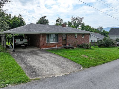 400 Kaywood Ave, Mount Carmel, TN, 37645-3932 | Card Image