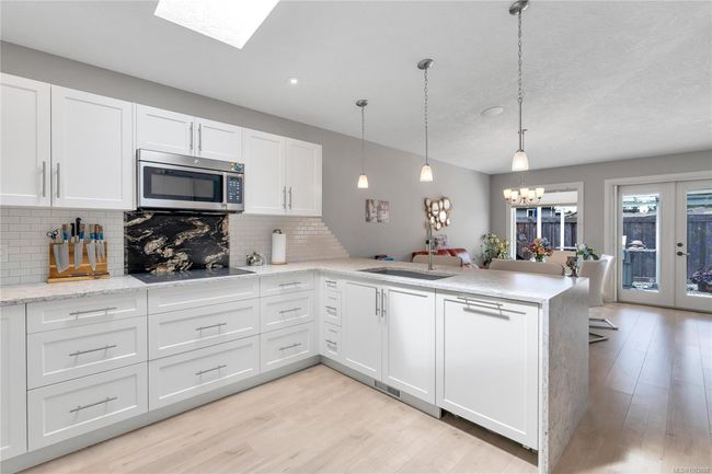 37 - 7586 Tetayut Rd, House other with 3 bedrooms, 2 bathrooms and 4 parking in Central Saanich BC | Image 9