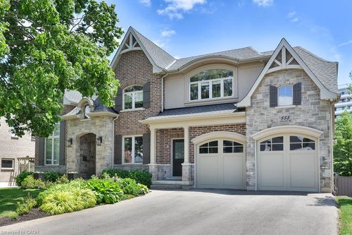 888 Park Ave W, Burlington, ON, L7T1N6 | Card Image