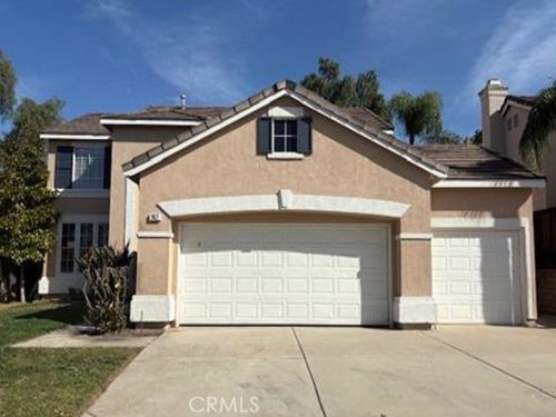 747 Ochee Cir, Corona, CA, 92879-8571 | Card Image