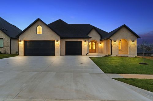 2160 N Silver Charm Ave, Springfield, MO, 65802-6076 | Card Image