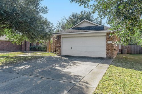 32015 Sue Ln, Pinehurst, TX, 77362-4083 | Card Image