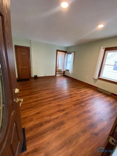 2207 Portsmouth Avenue, House other with 3 bedrooms, 1 bathrooms and 2 parking in Toledo OH | Image 2