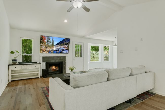 4015 Alexandria Dr, House other with 3 bedrooms, 2 bathrooms and 2 parking in Austin TX | Image 6