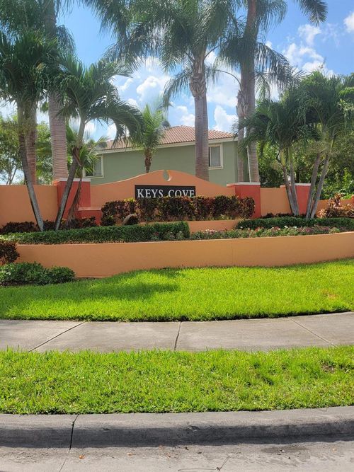 unit-102-2711 Se 16th Ave, Homestead, FL, 33035-2502 | Card Image