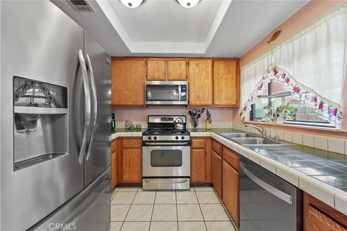 10492 Latour Ln, Jurupa Valley, CA, 91752-2854 | Card Image