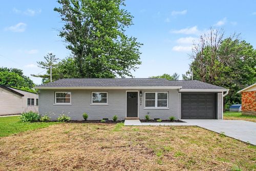 6546 Rogers Ln, Burlington, KY, 41005-9403 | Card Image