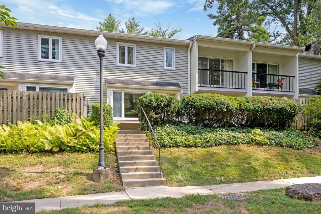 Chelsea Cir, Newtown Square, PA 19073