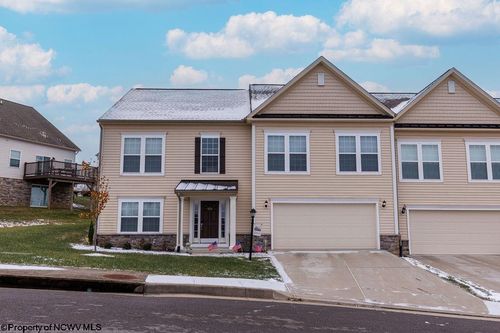 322 Parkview Dr, Bridgeport, WV, 26330-6410 | Card Image
