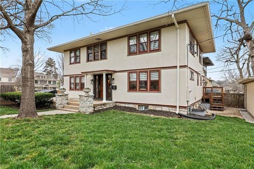 6251 Wornall Rd, Kansas City, MO, 64113-1606 | Card Image