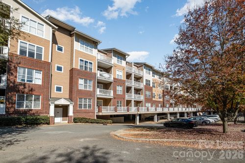 201-1000 E Woodlawn Rd, Charlotte, NC, 28209-2868 | Card Image