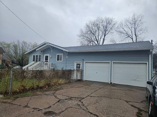 1404 17th Ave, Viola, IL, 61486-9206 | Card Image