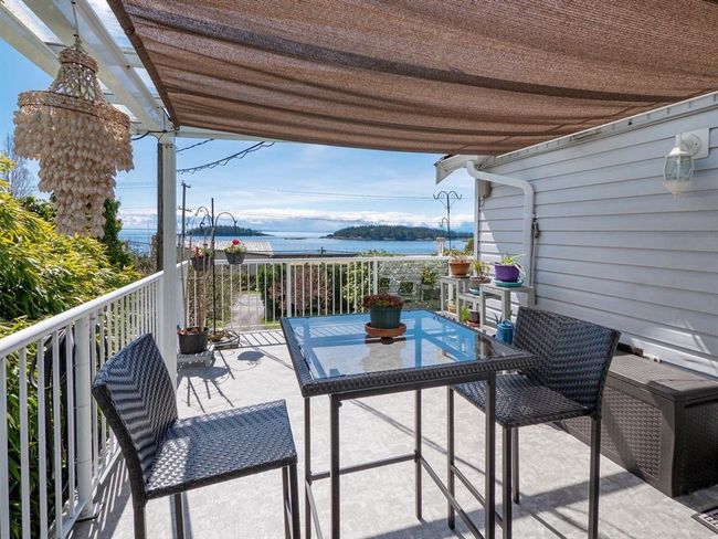 6502 Sunshine Coast Highway, House other with 3 bedrooms, 3 bathrooms and 8 parking in Sechelt BC | Image 24