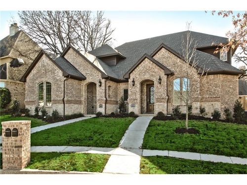 1809 Evergreen Ct, Grapevine, TX, 76051-3555 | Card Image