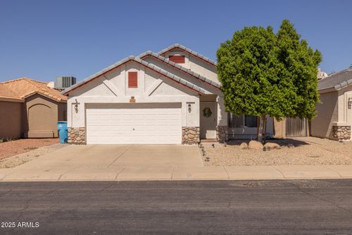 3020 W Covey Ln, Phoenix, AZ, 85027-2359 | Card Image