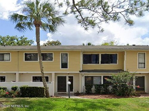 7902 Los Robles Ct, Jacksonville, FL, 32256-7718 | Card Image