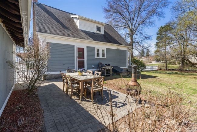 52 Pleasant St, House other with 3 bedrooms, 2 bathrooms and 2 parking in Franklin MA | Image 23