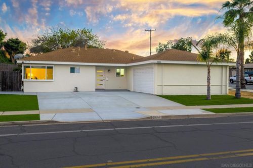 8011 Lake Adlon Drive, San Diego, CA, 92119 | Card Image