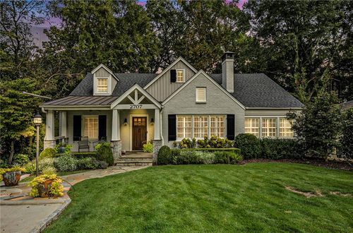 2707 Sharondale Dr Ne, Atlanta, GA, 30305-3813 | Card Image
