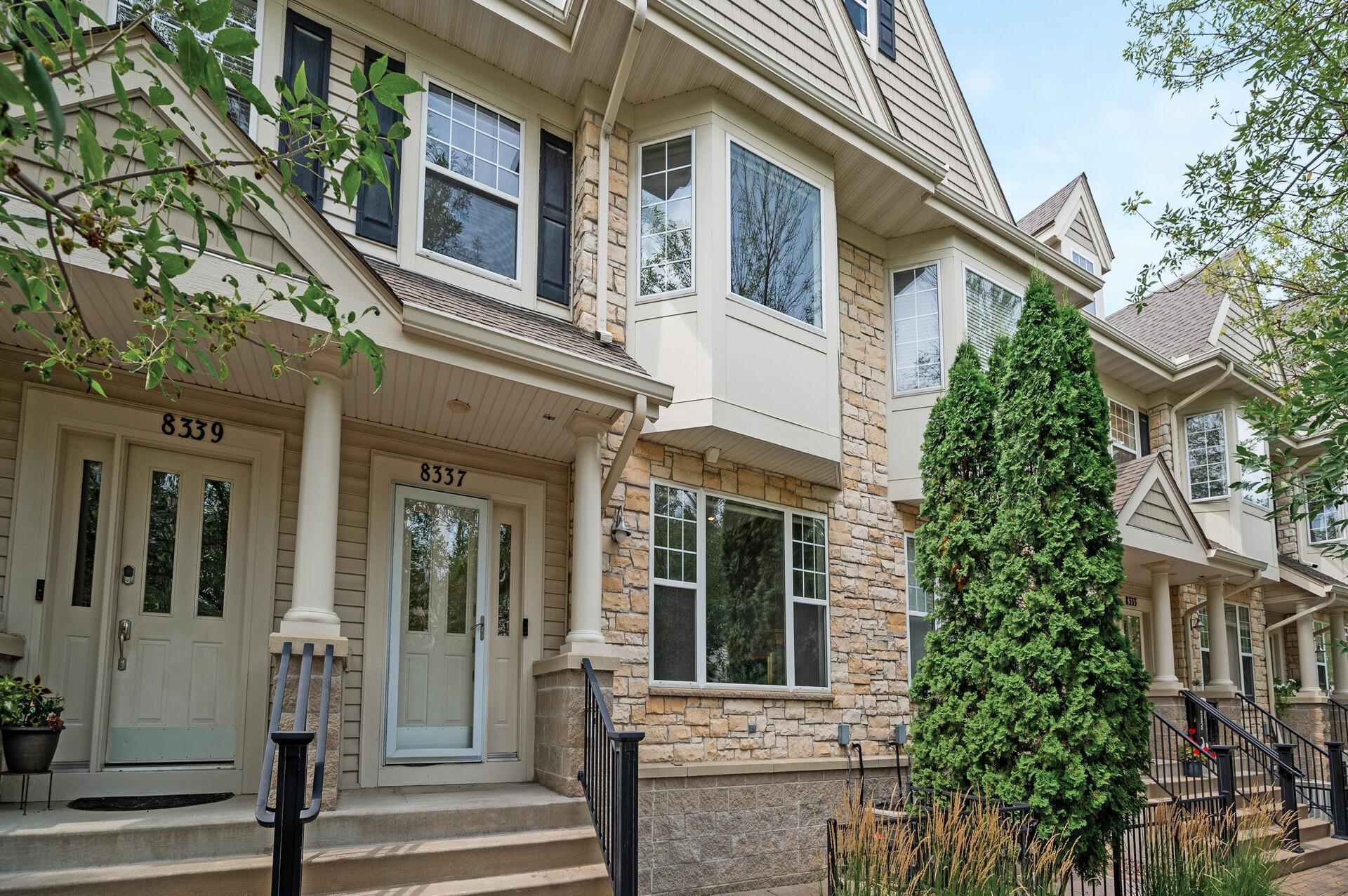 Labont Way, Eden Prairie, MN 55344