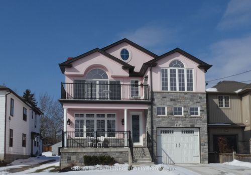 4807 Zimmerman Ave, Niagara Falls, ON, L2E3N1 | Card Image