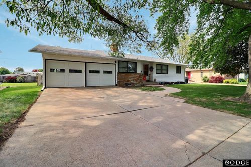 1963 E 9th Street, Fremont, NE, 68025 | Card Image