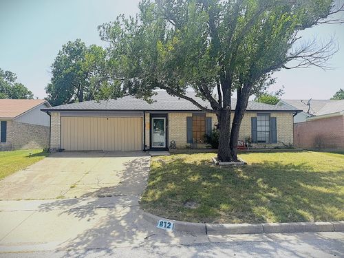 812 Reveille Rd, Fort Worth, TX, 76108-4029 | Card Image