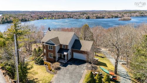 27 Sheffield Crt, Fall River, NS, B2T1A4 | Card Image