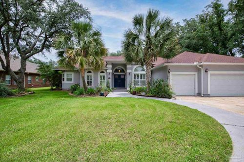 2760 Pebble Beach Dr, Navarre, FL, 32566-8816 | Card Image
