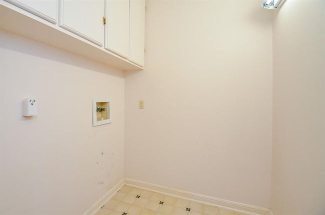 There is a nice utility area in the unit. | Image 20