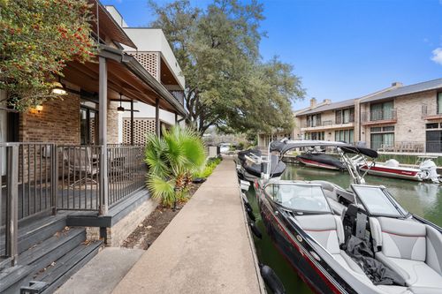 2459 Westlake Dr, Austin, TX, 78746-2951 | Card Image