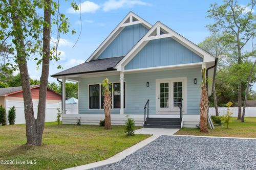106 Nw 23rd St, Oak Island, NC, 28465-7505 | Card Image