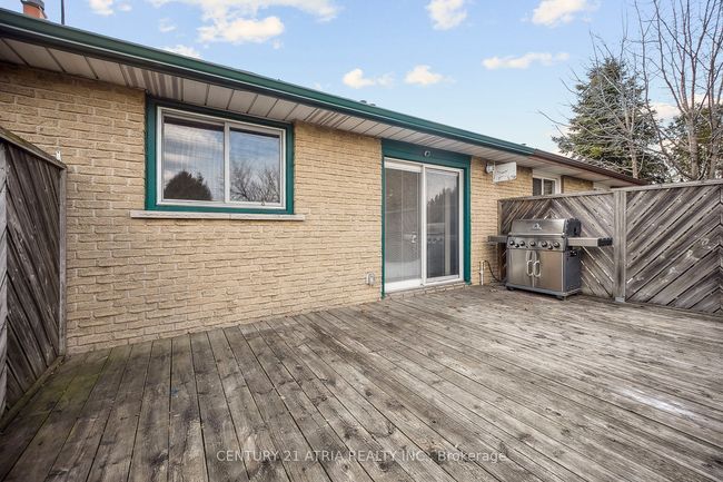 62 Guildwood Dr, House attached with 4 bedrooms, 1 bathrooms and 2 parking in Hamilton ON | Image 27