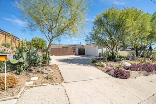 7026 Middlesbury Ridge Cir, West Hills, CA, 91307-1813 | Card Image