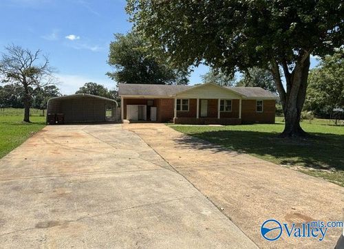 21079 Old Elkmont Rd, Athens, AL, 35614-5655 | Card Image